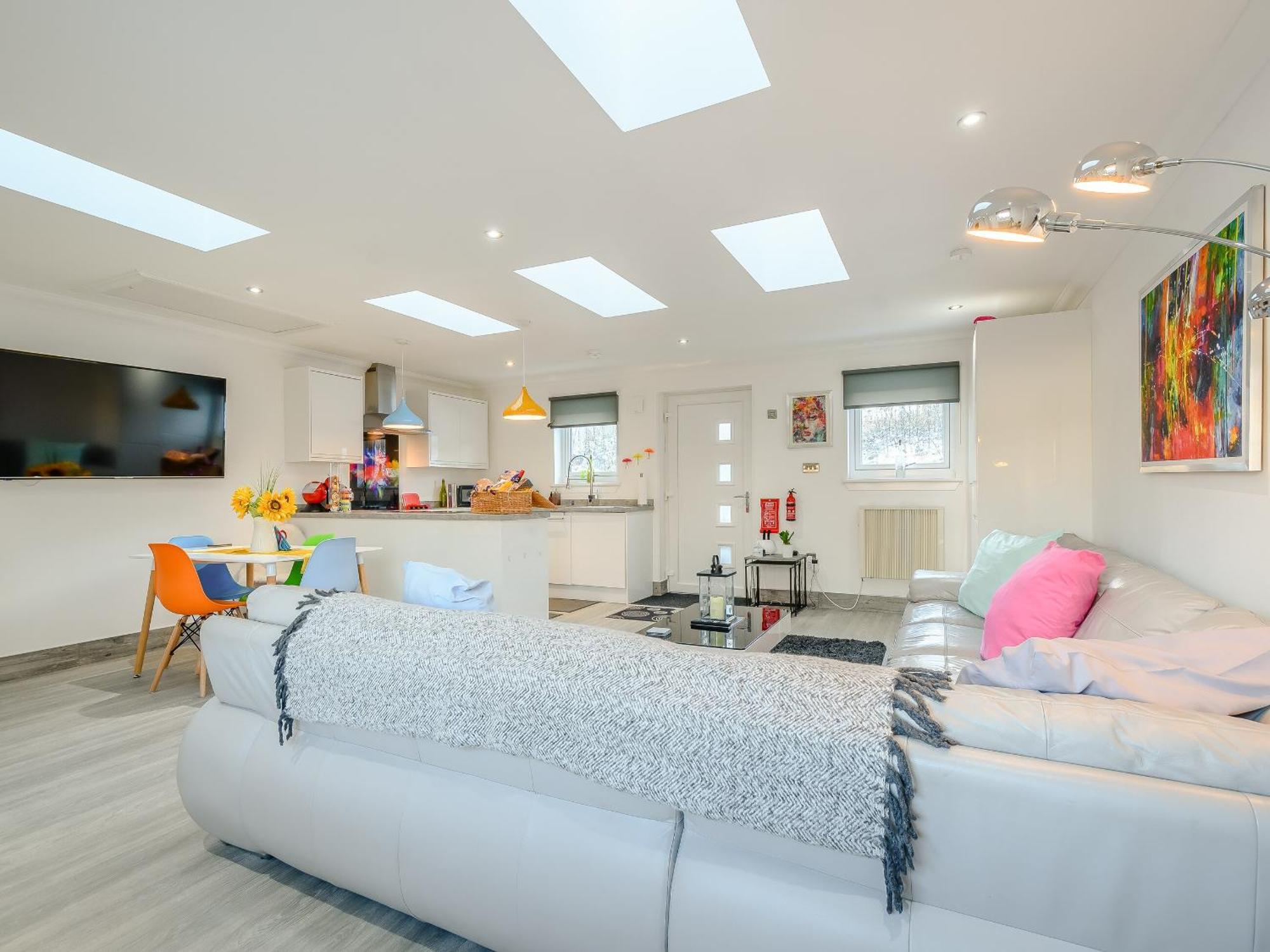 Craigpark Lodge Caldercruix Экстерьер фото